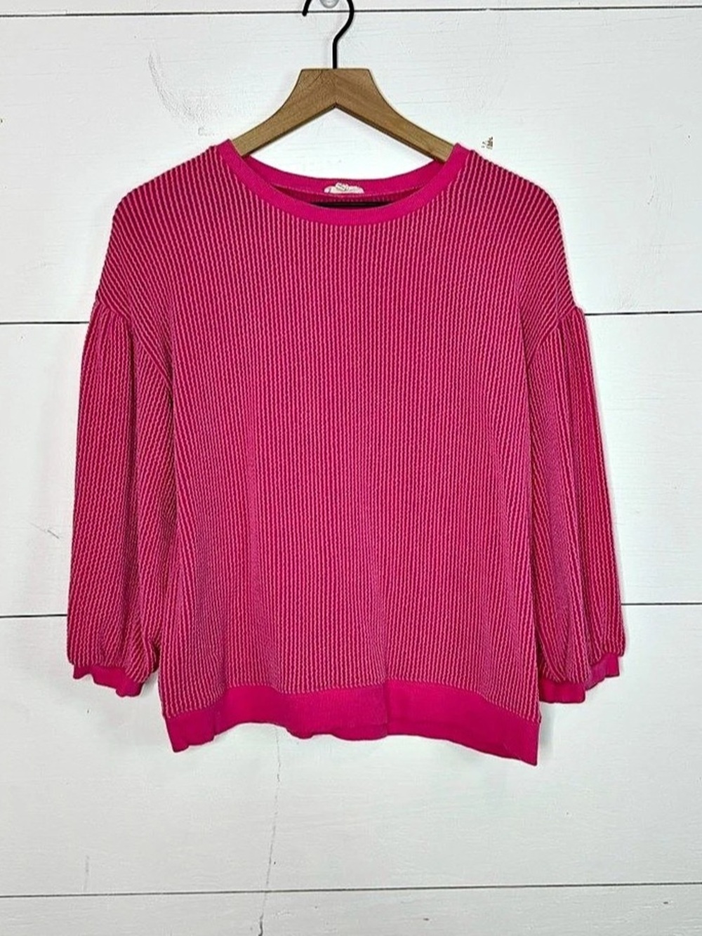 Jodifl • Ribbed Crew Neck Sweater Blouse in Pink Size Medium